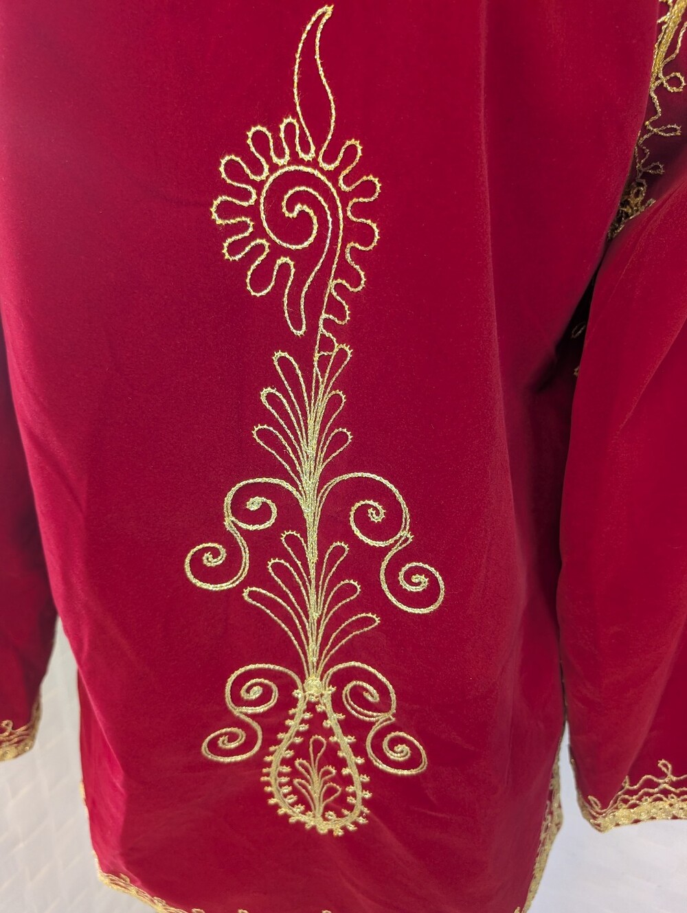Vintage Jacket Red Velvet Jacket Gold Trim 1960s Unisex - Picture 5 of 7